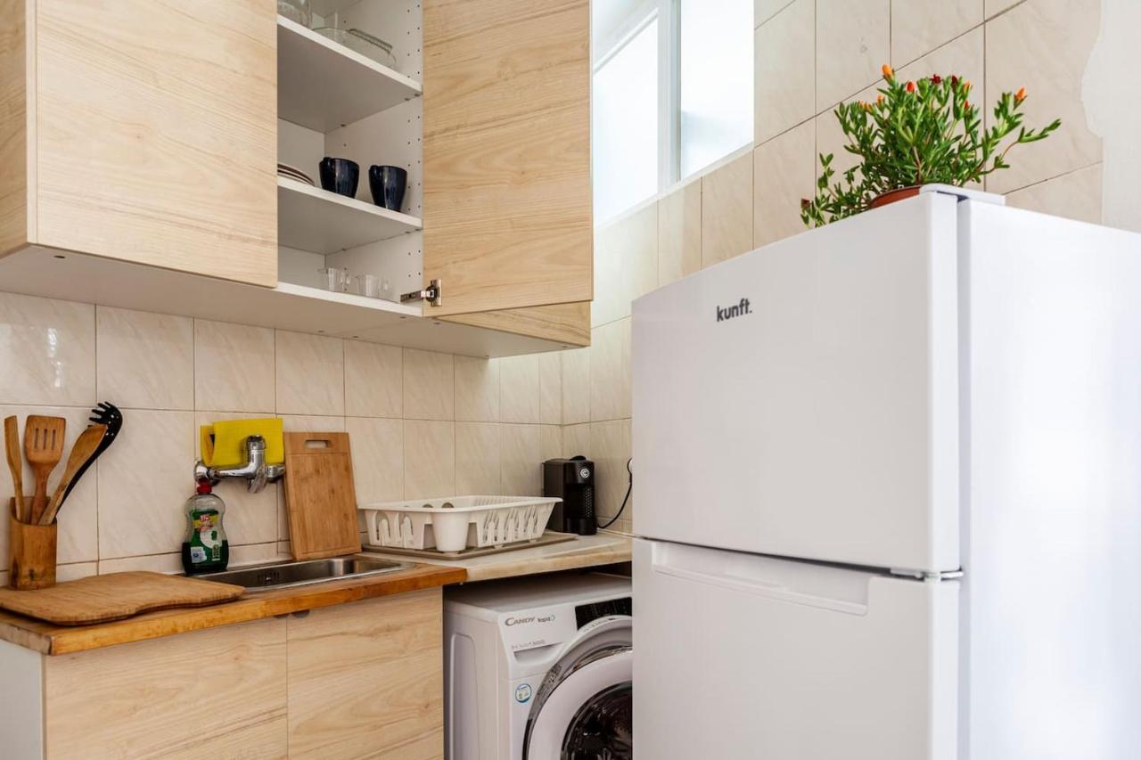 2 Bedroom Apartment For 4 People With Free Public Parking Lisbon Luaran gambar